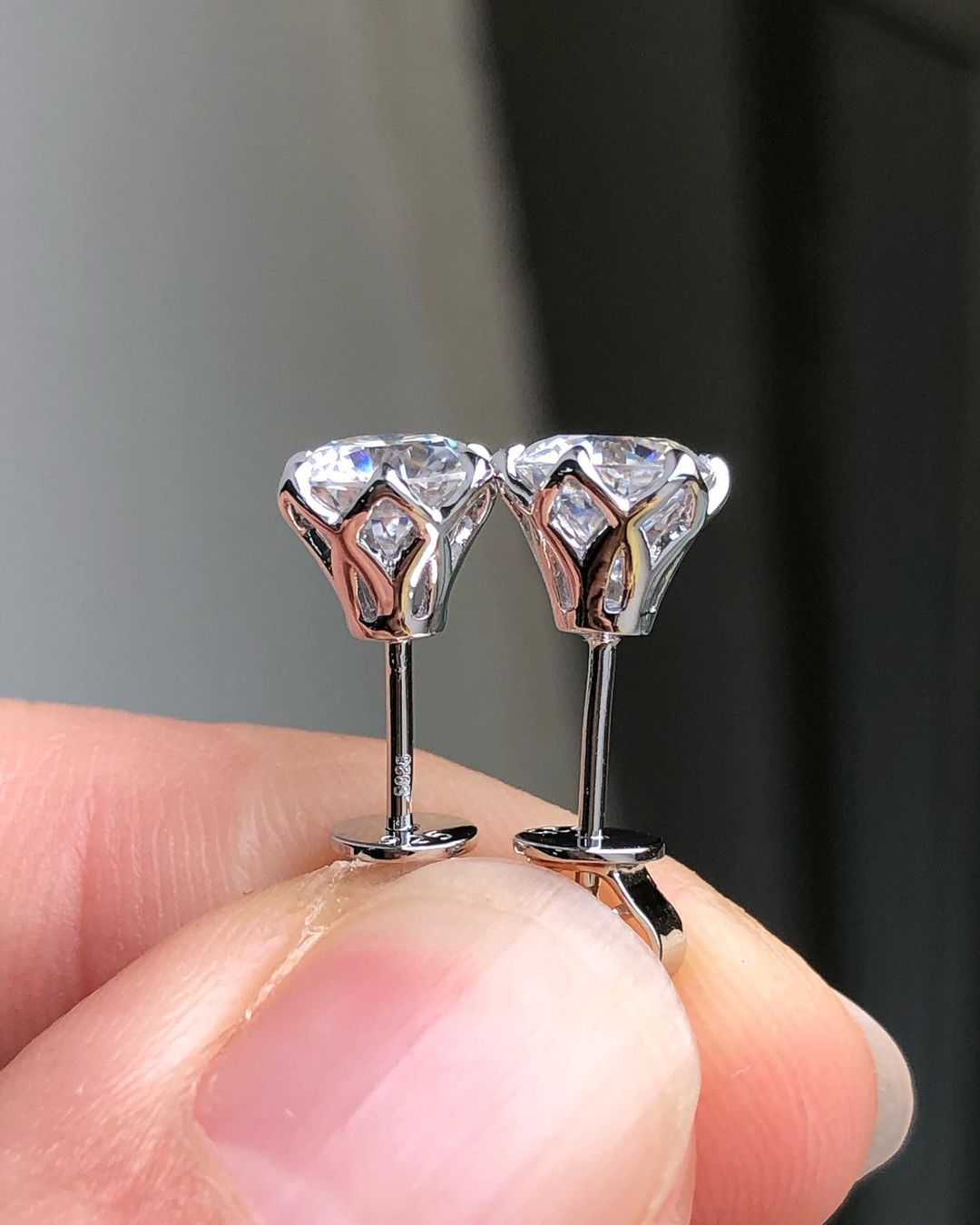 1.0 TCW Round Cut Moissanite Solitaire Stud Earrings - farrellouise