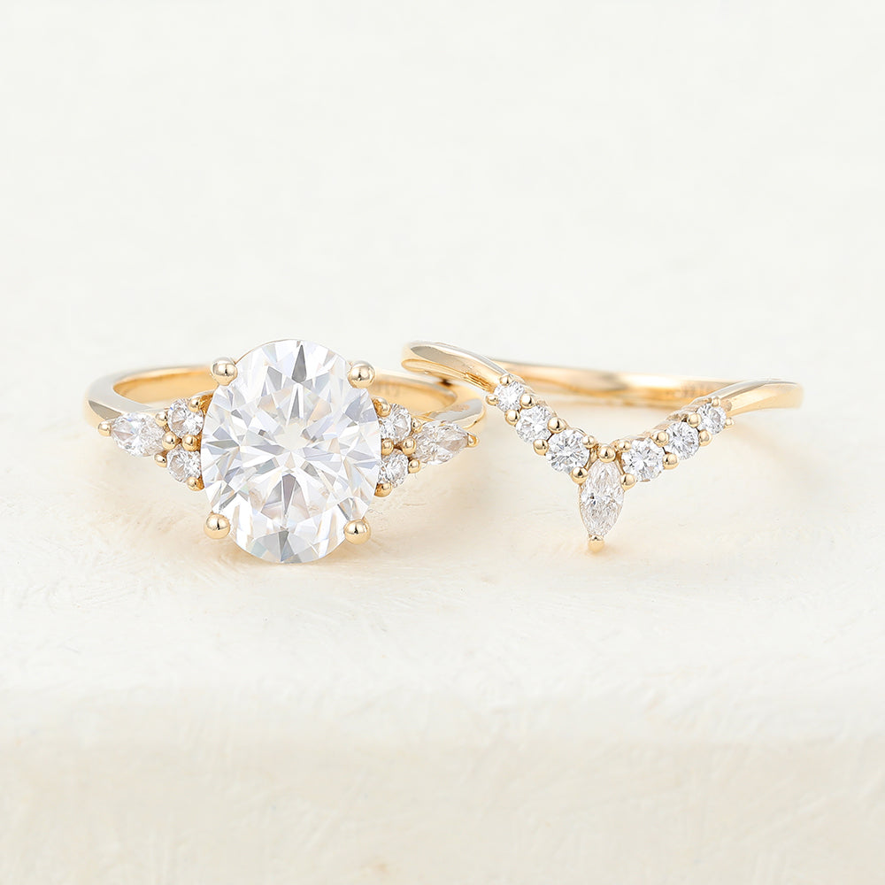 3.0 CT Oval Moissanite Cluster Bridal Ring Set - farrellouise
