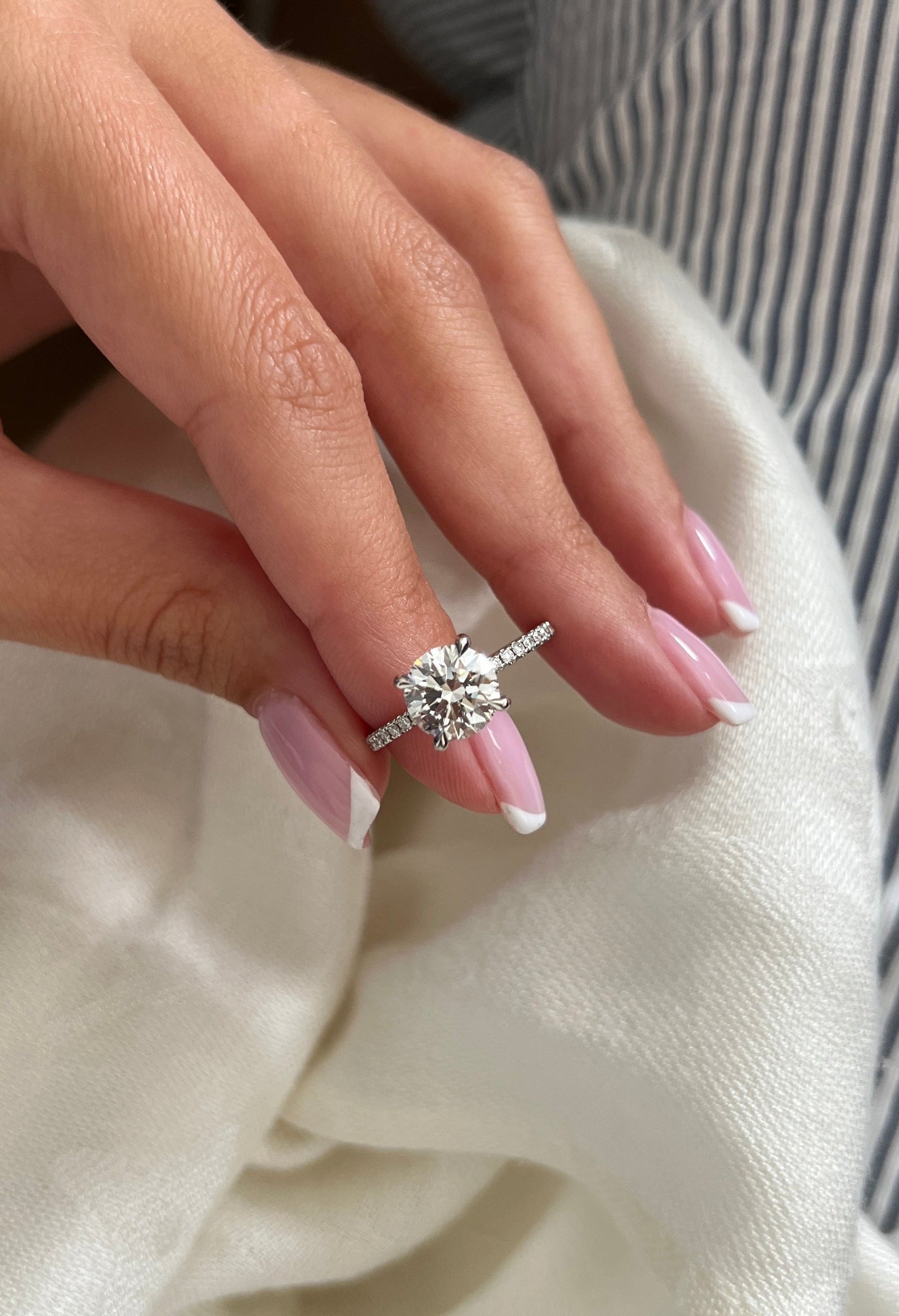 2.0 CT Round Moissanite Hidden Halo & Pave Setting Engagement Ring