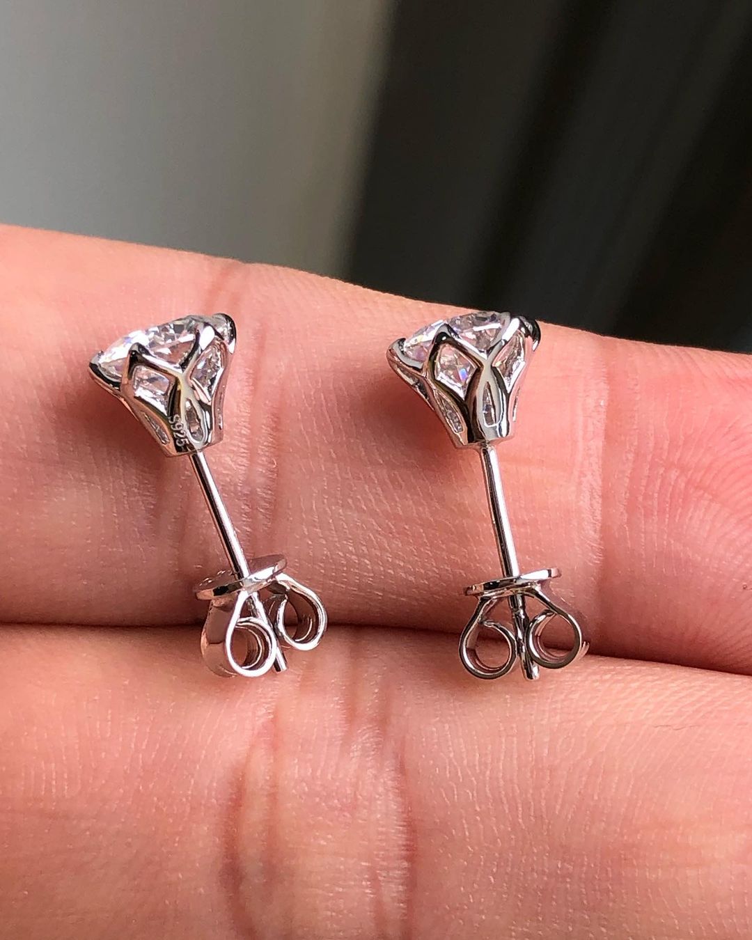 1.0 TCW Round Cut Moissanite Solitaire Stud Earrings - farrellouise