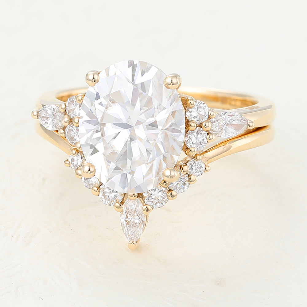 3.0 CT Oval Moissanite Cluster Bridal Ring Set - farrellouise