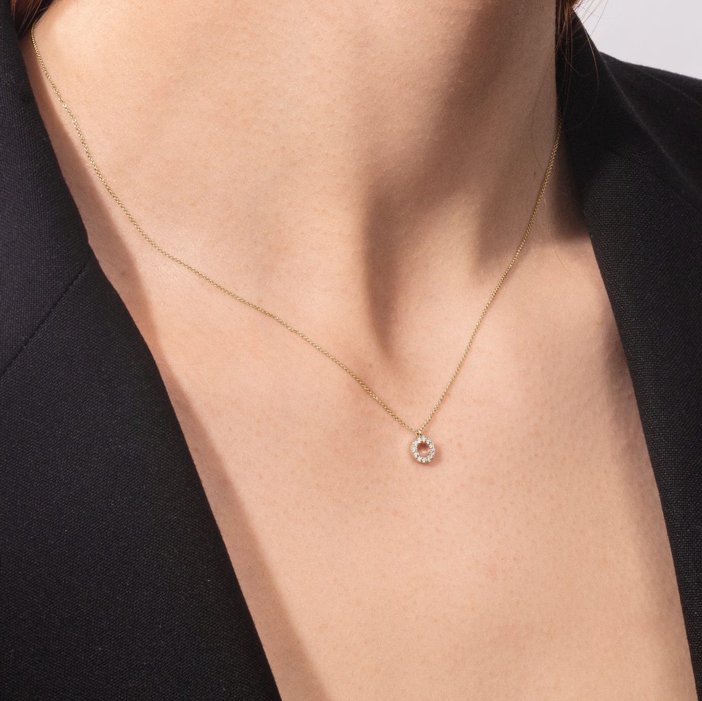 0.10 TCW Round Moissanite Diamond Circle Pendent Necklace - farrellouise
