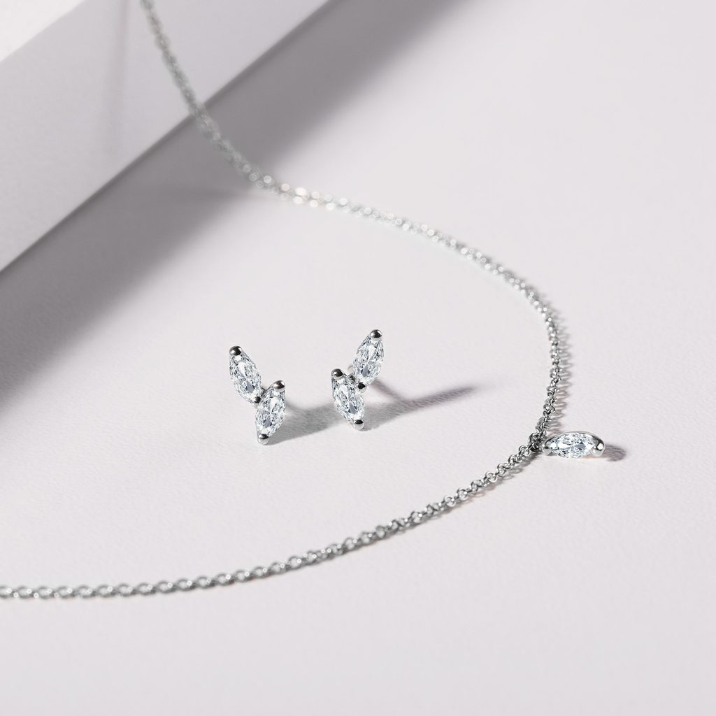0.13 CT Marquise Moissanite Diamond Solitaire Pendent Necklace - farrellouise