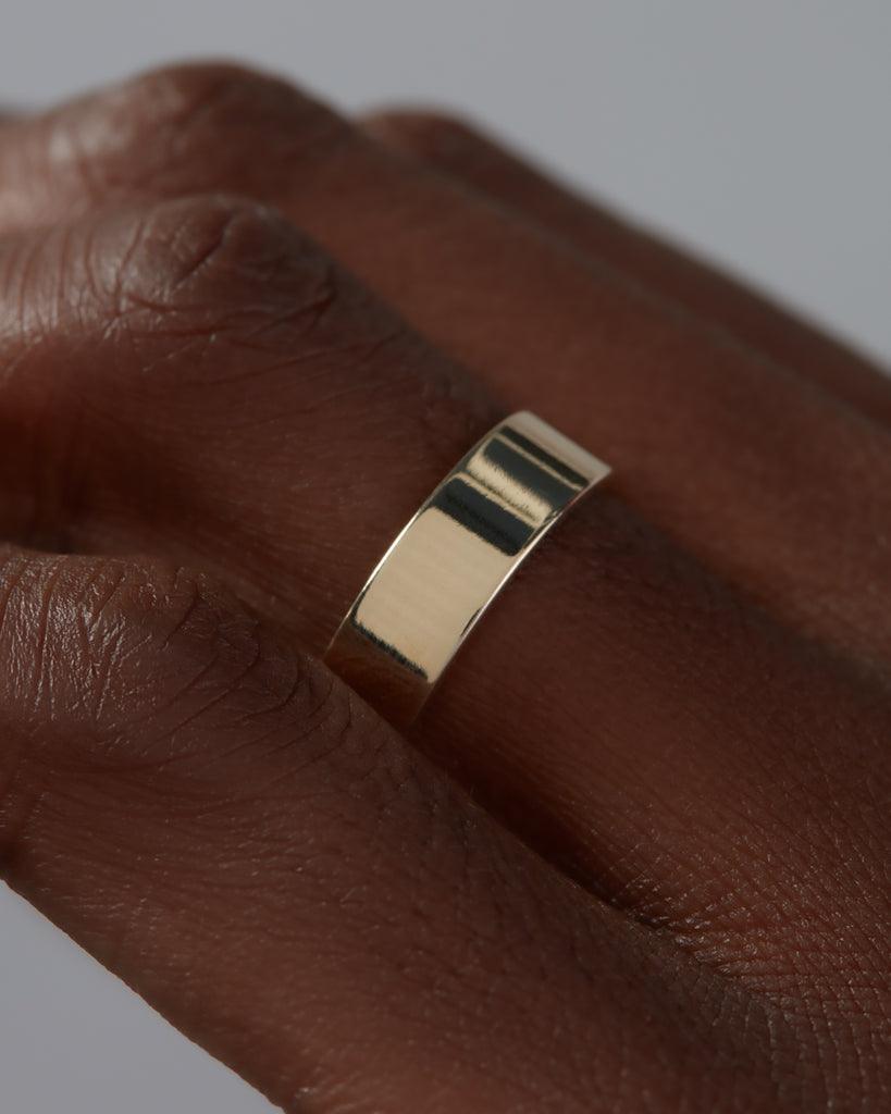 Polished Classic Wedding Band For Men - farrellouise