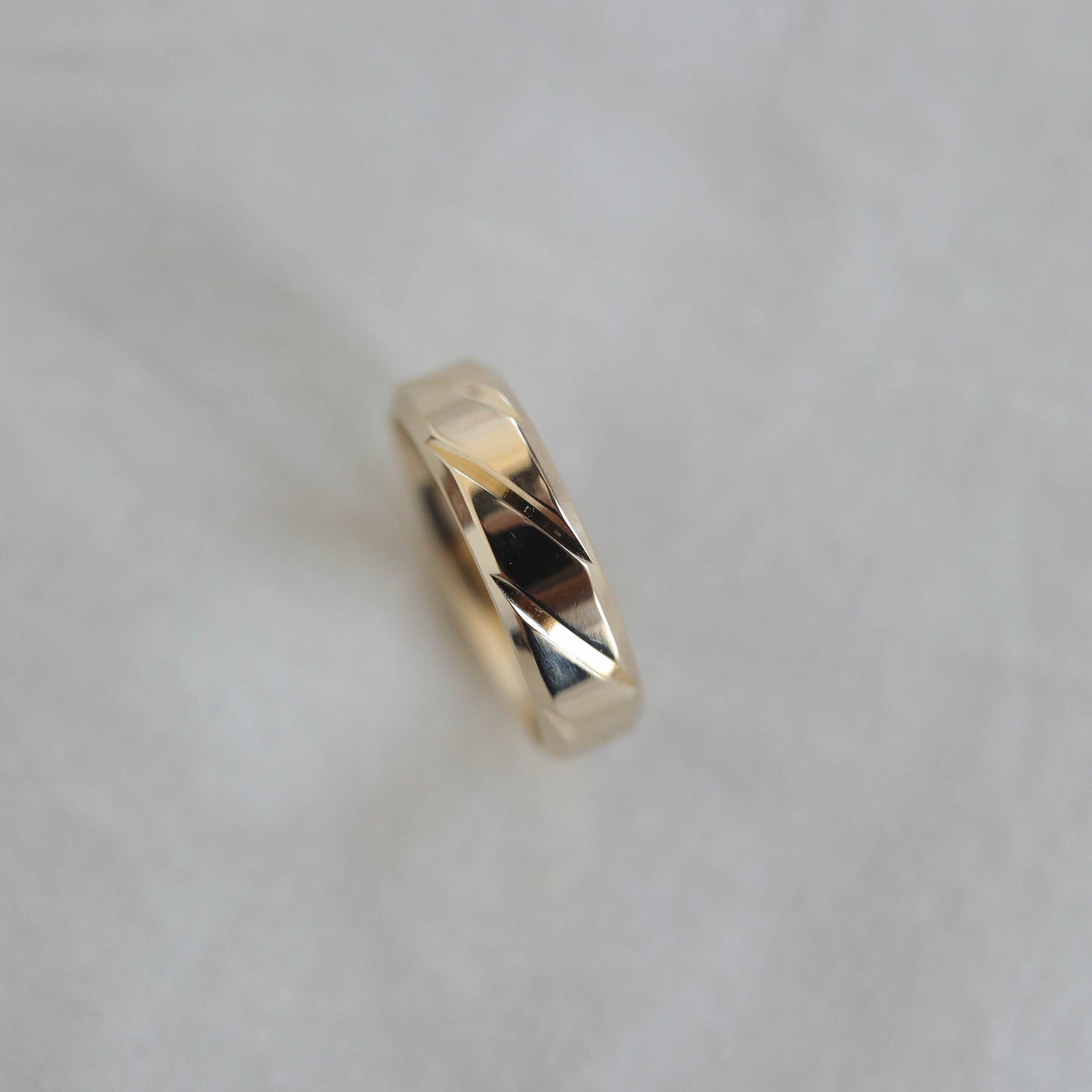High-Polish Finish Regular Men's Band - farrellouise
