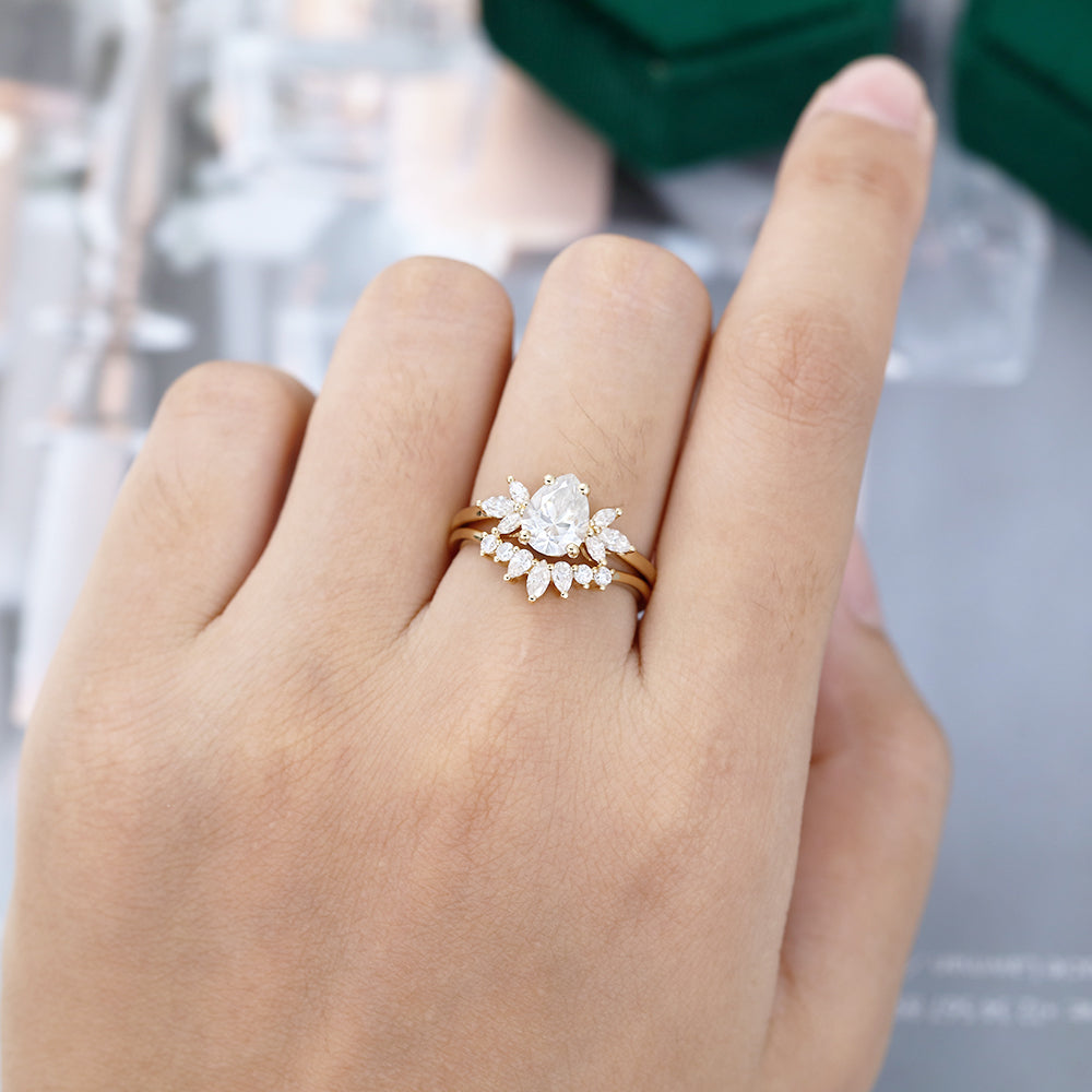 1.0 CT Pear Moissanite Cluster Bridal Ring Set - farrellouise