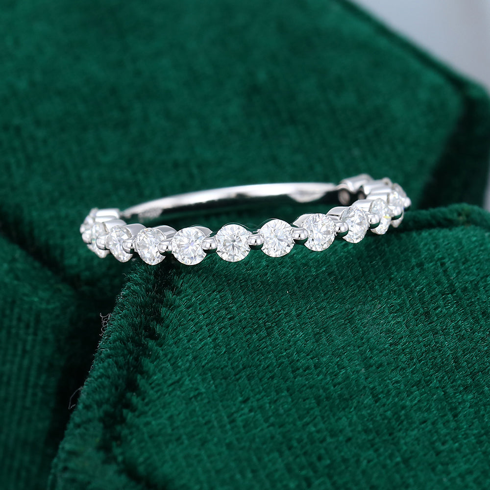 0.60 CT Round Moissanite Bubble Prong Setting Wedding Band - farrellouise