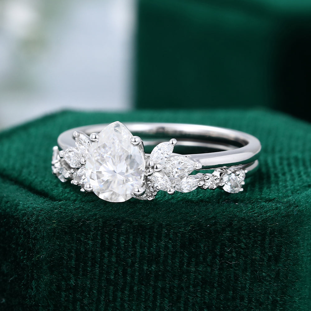 1.0 CT Pear Moissanite Cluster Bridal Ring Set - farrellouise