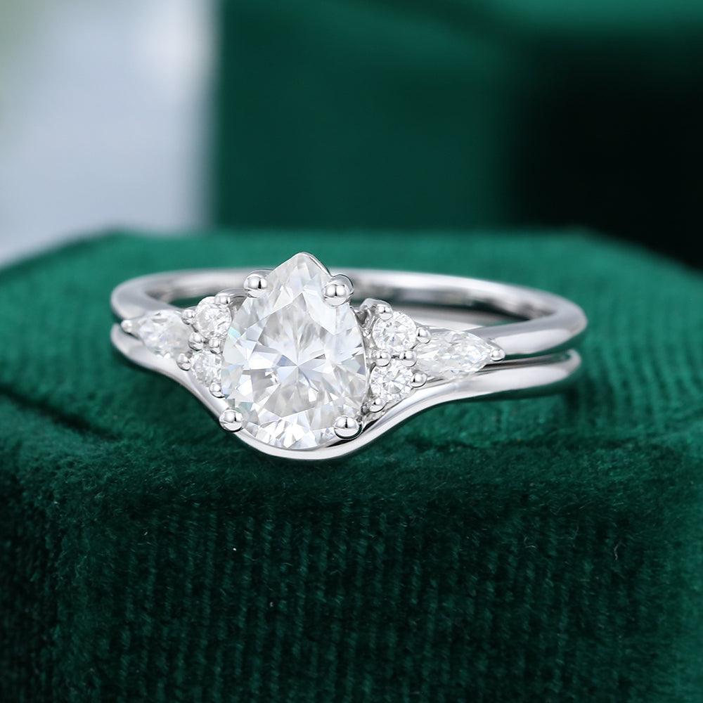 1.0 CT Pear Moissanite Cluster Bridal Ring Set - farrellouise