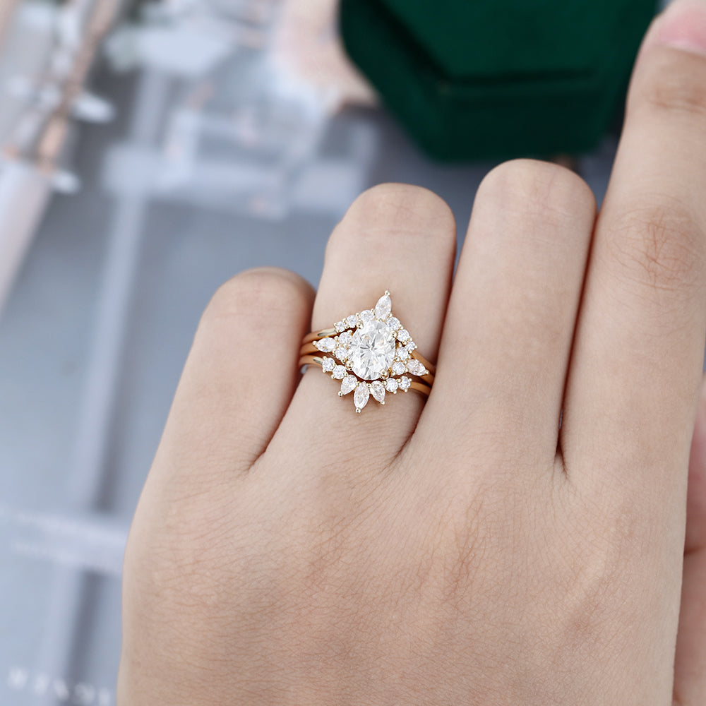 1.33 CT Oval Moissanite Cluster Bridal Ring Set - farrellouise