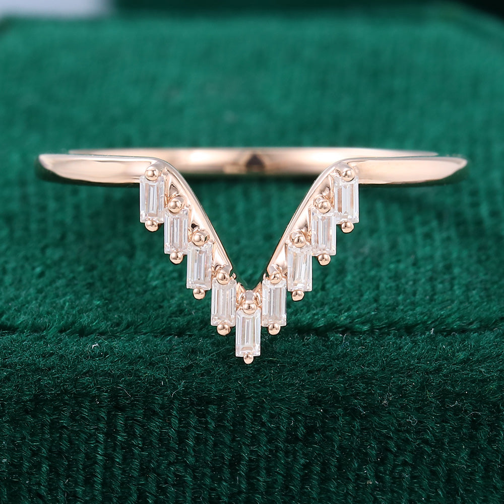 0.15 Baguette Moissanite V-Shaped Wedding Band - farrellouise