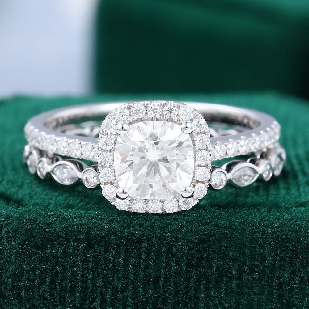 0.96 CT Cushion Moissanite Halo Bridal Ring Set - farrellouise