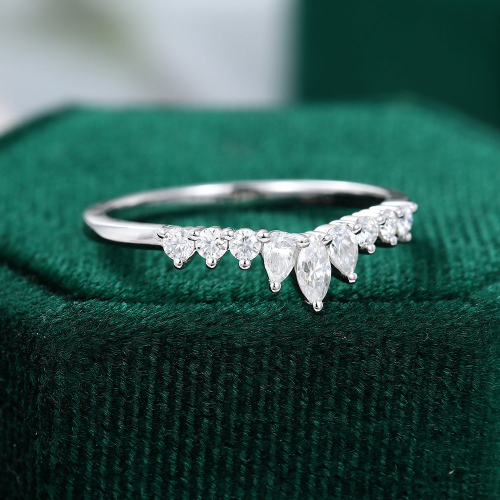 0.30 CT Round, Pear & Marquise Moissanite Curved Wedding Band - farrellouise