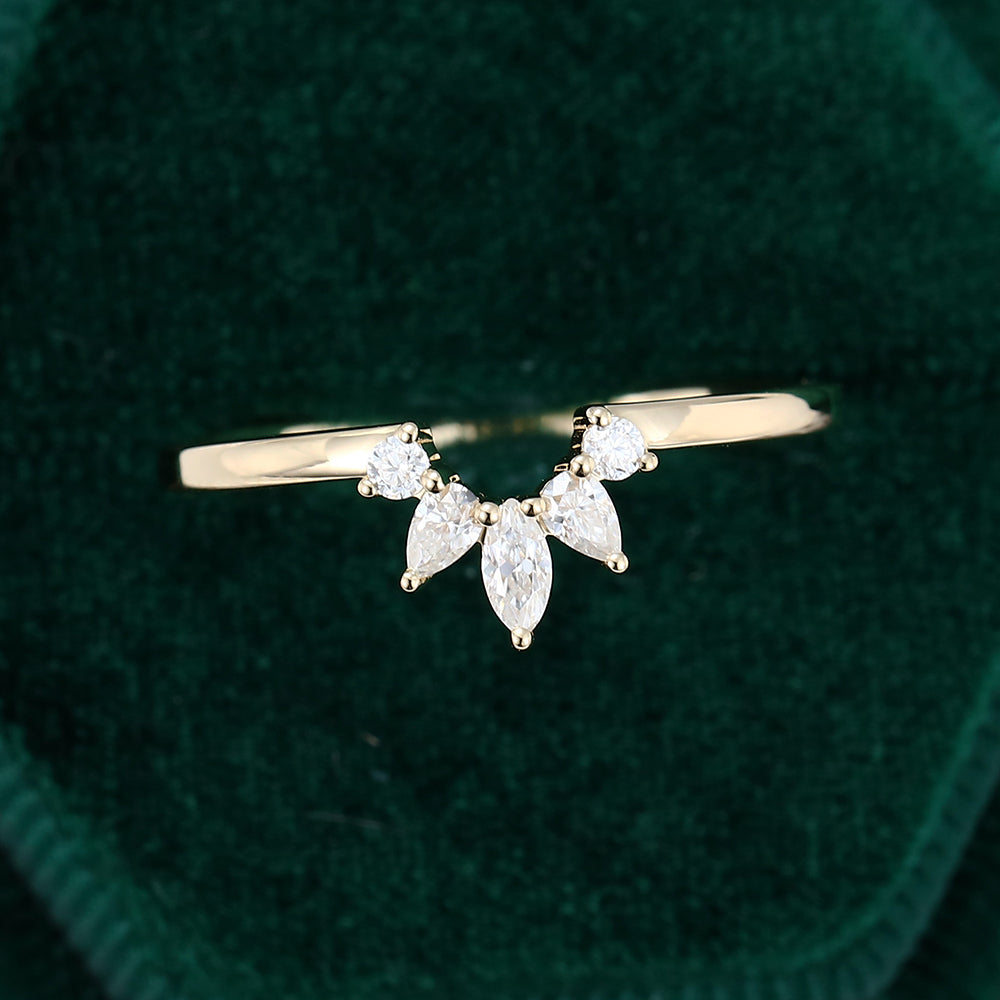 0.272 CT Round, Pear & Marquise Moissanite Curved Wedding Band - farrellouise