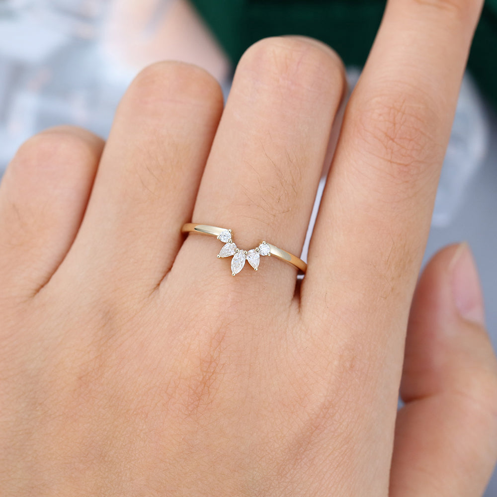 0.272 CT Round, Pear & Marquise Moissanite Curved Wedding Band - farrellouise