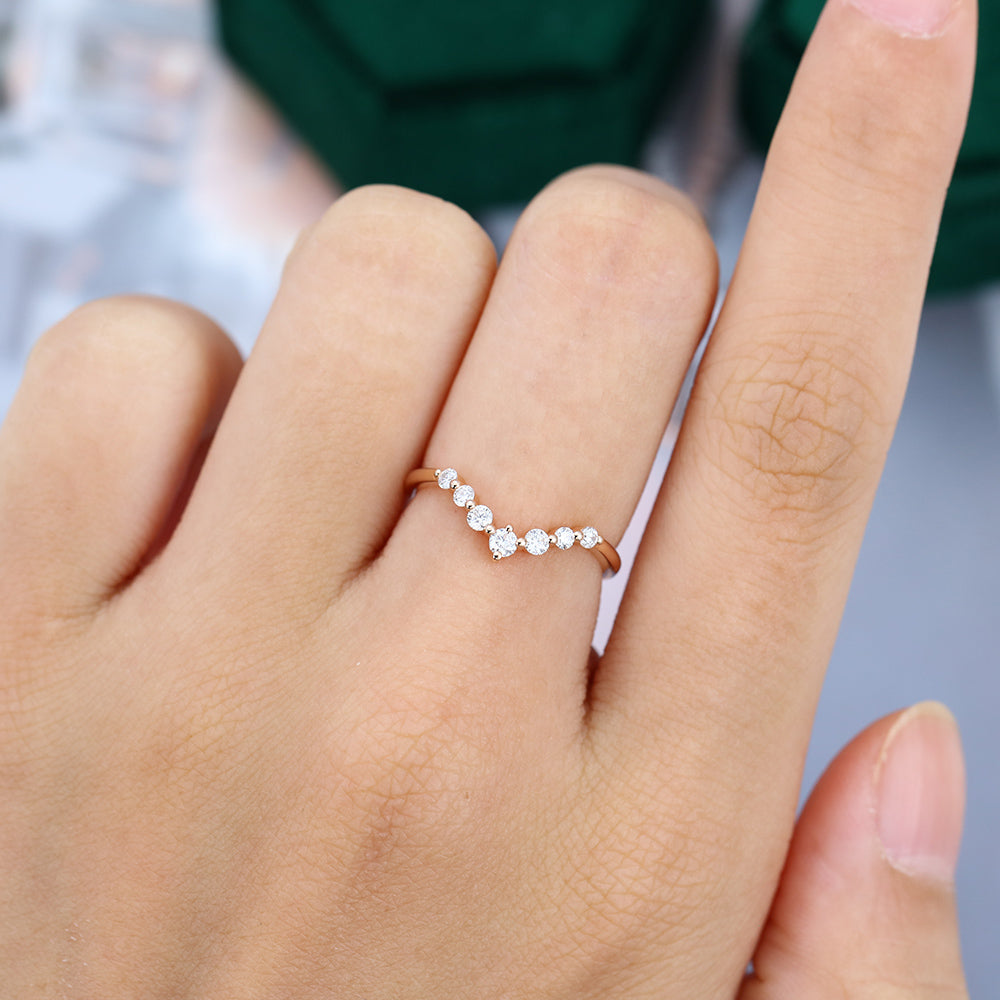 0.25 CT Round Moissanite Curved Wedding Band - farrellouise
