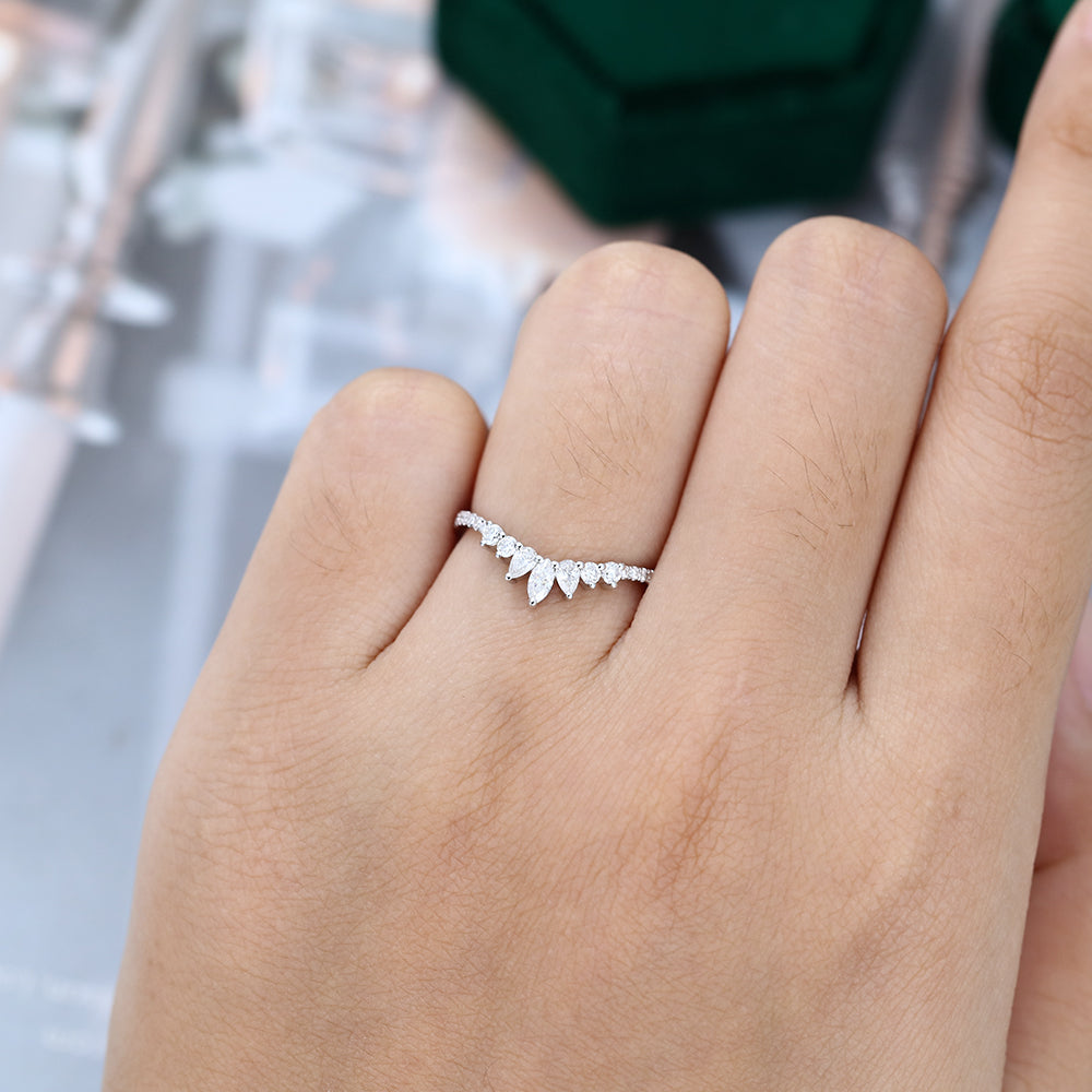 0.27 CT Round, Pear & Marquise Moissanite Curved Wedding Band - farrellouise