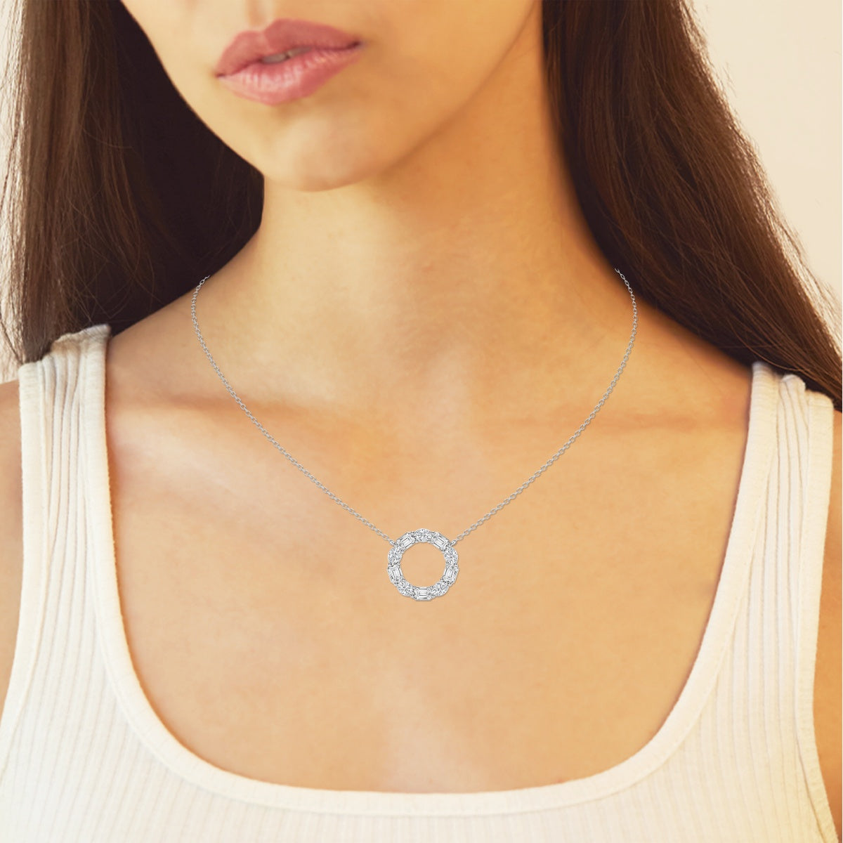 3.0 TCW Emerald & Oval Moissanite Diamond Circle Pendant Necklace - farrellouise