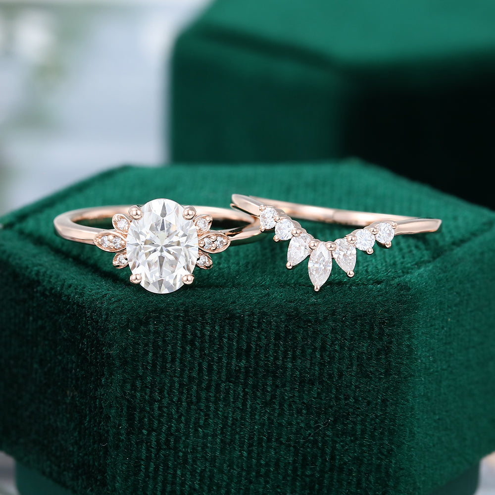 1.33 CT Oavl Moissanite Cluster Bridal Ring Set - farrellouise