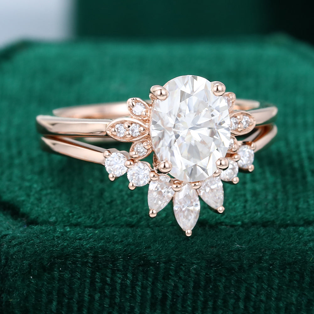 1.33 CT Oavl Moissanite Cluster Bridal Ring Set - farrellouise