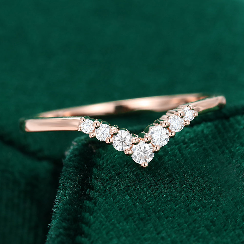 0.20 Round Moissanite Curved Wedding Band - farrellouise