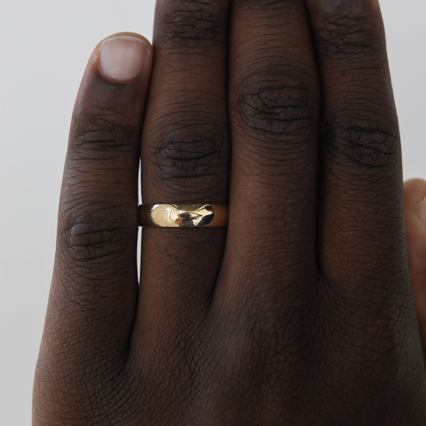 Polished Finish Classic Men's Wedding Band - farrellouise