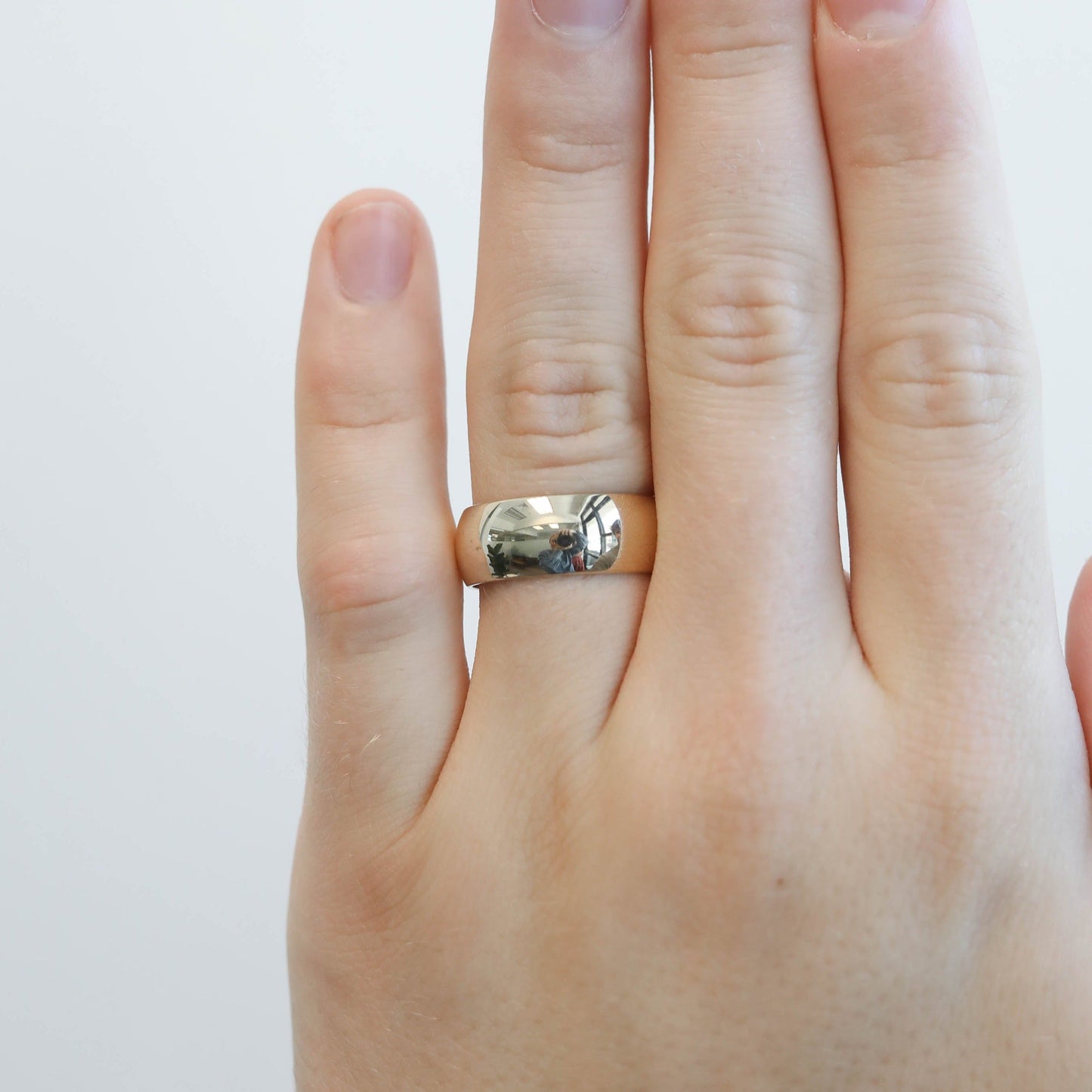 Polished Finish Classic Men's Wedding Band - farrellouise