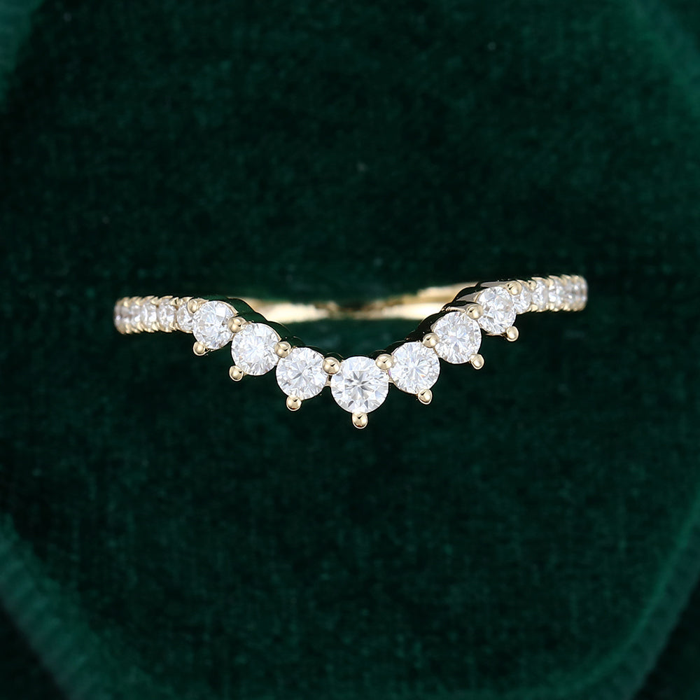 0.37 Round Moissanite Curved Wedding Band - farrellouise