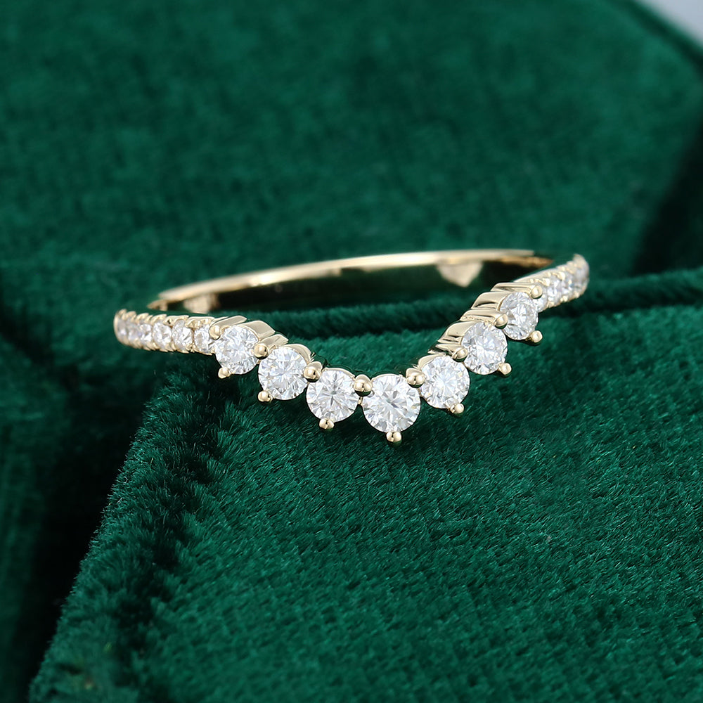 0.37 Round Moissanite Curved Wedding Band - farrellouise
