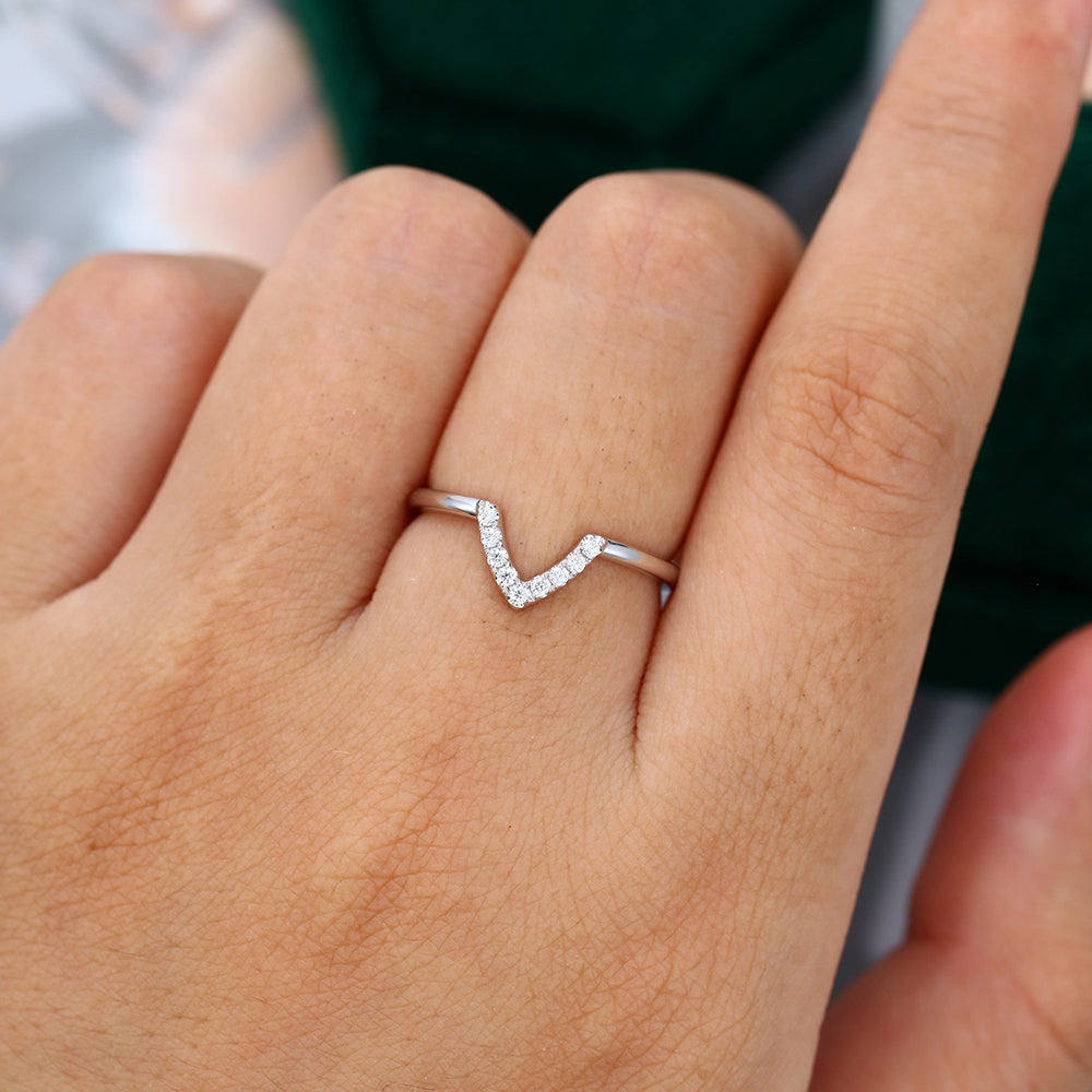0.09 CT Round Moissanite V-Shaped Wedding Band - farrellouise
