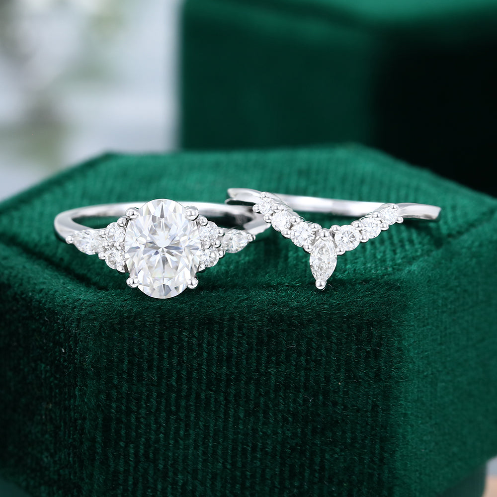 1.33 CT Oavl Moissanite Cluster Bridal Ring Set - farrellouise