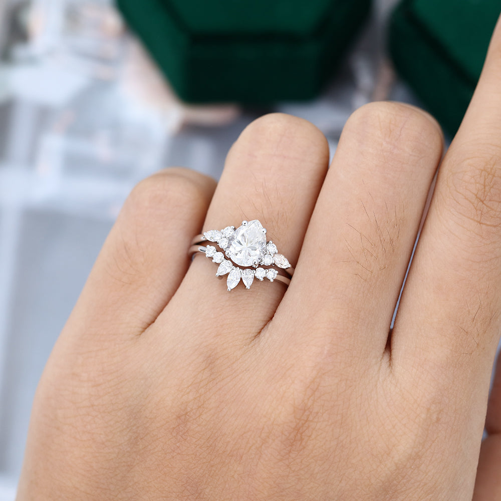 1.0 CT Pear Moissanite Cluster Bridal Ring Set - farrellouise