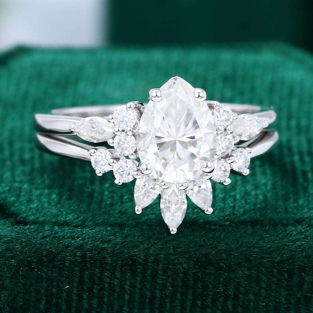 1.0 CT Pear Moissanite Cluster Bridal Ring Set - farrellouise