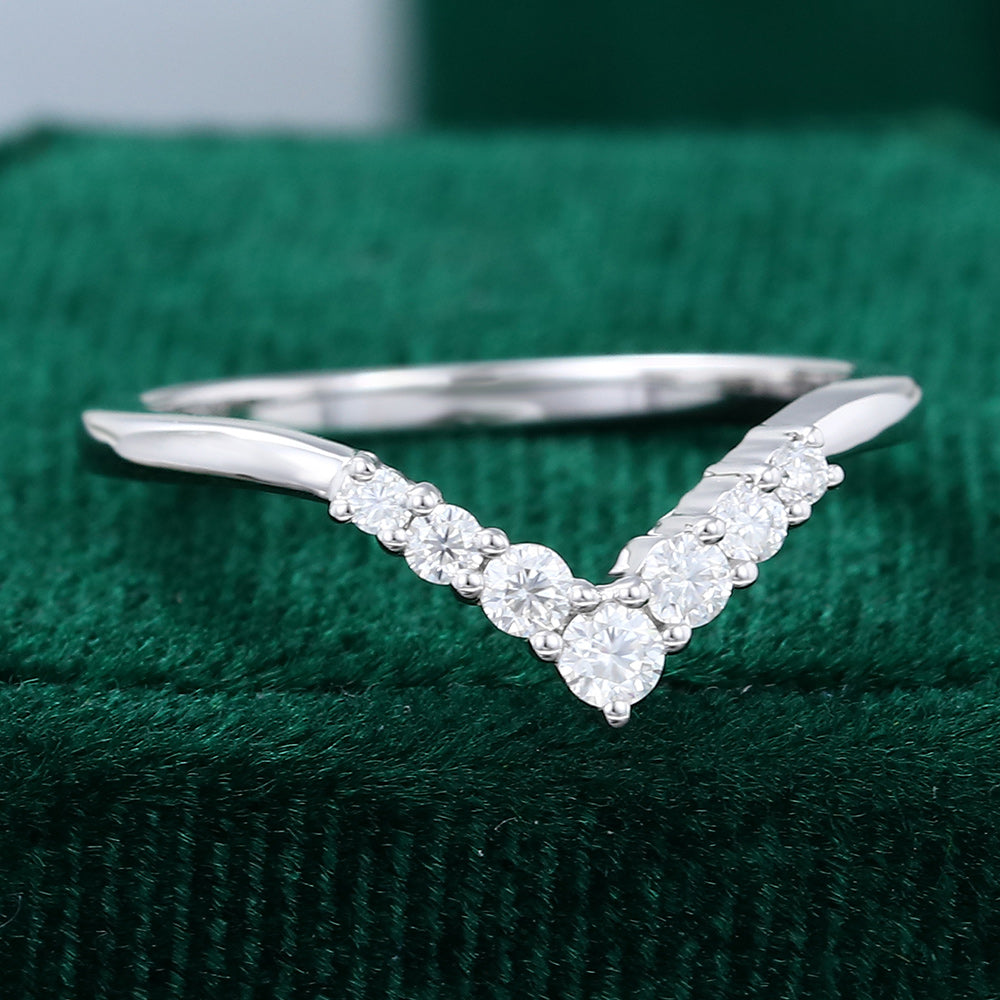 0.20 Round Moissanite Curved Wedding Band - farrellouise