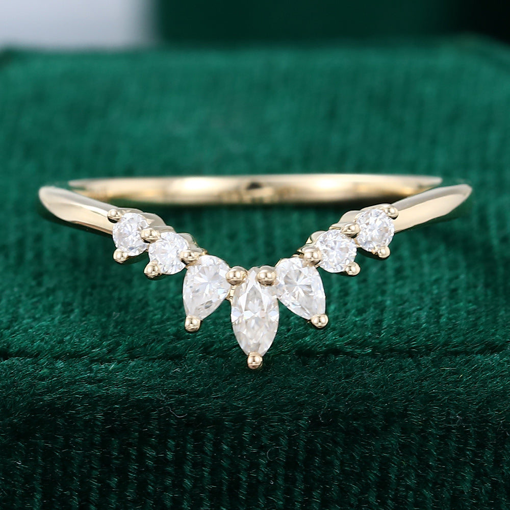 0.27 Round, Pear & Marquise Moissanite Curved Wedding Band - farrellouise