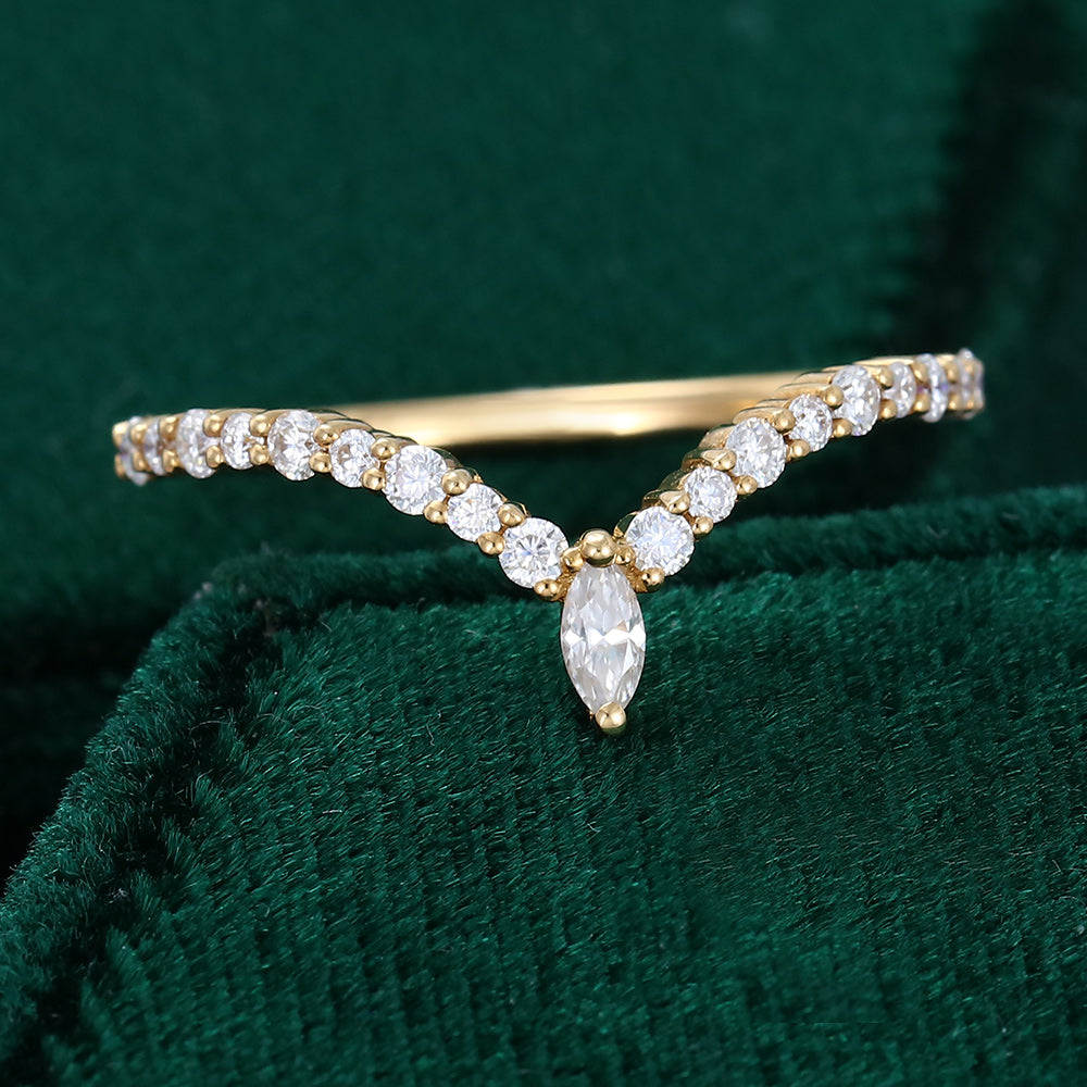 0.20 CT Round & Marquise Moissanite Curved Wedding Band - farrellouise