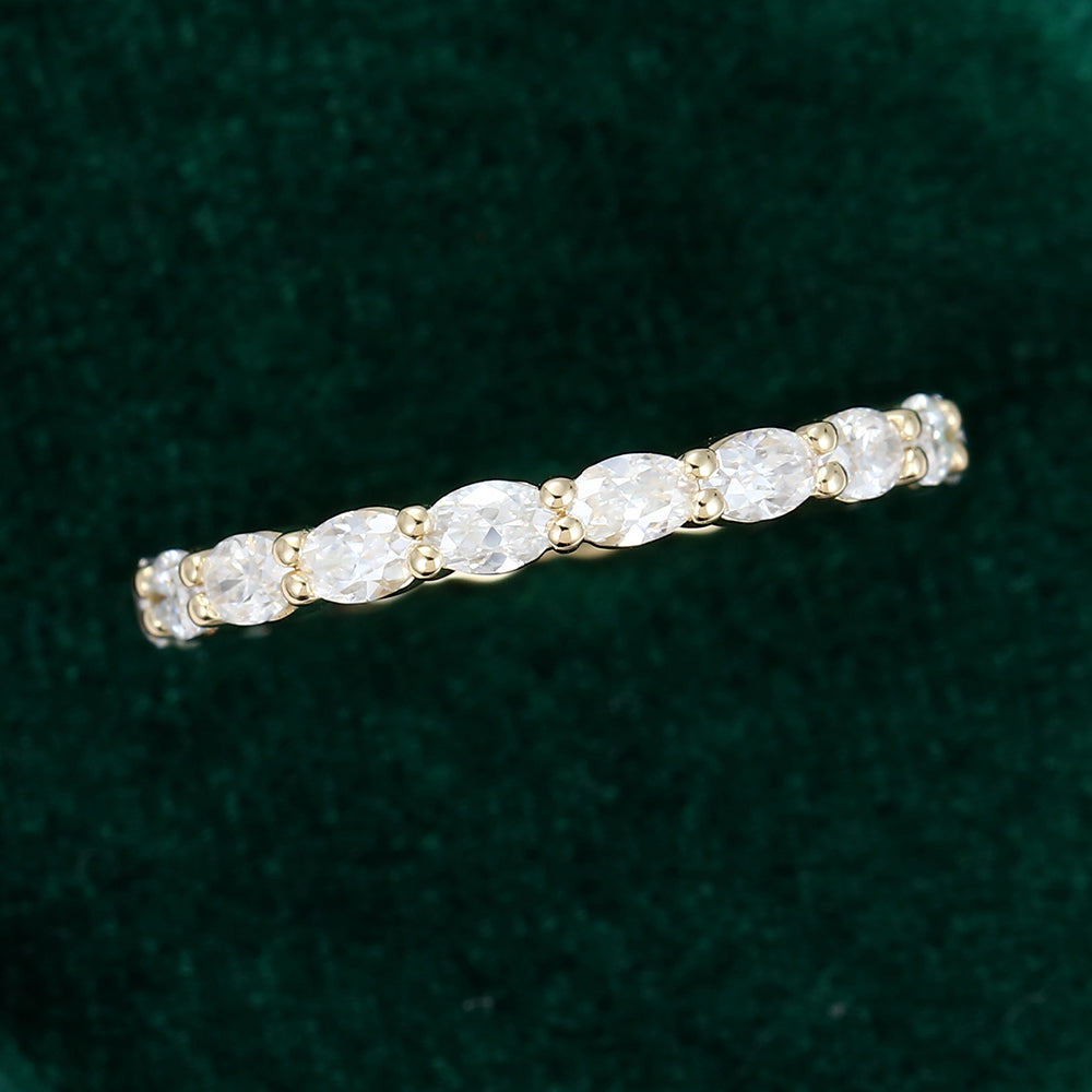 0.80 CT Oval Moissanite Shared Prong Setting Wedding Band - farrellouise