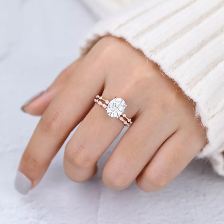 3.0 CT Oval Moissanite Dainty Pave Bridal Ring Set - farrellouise