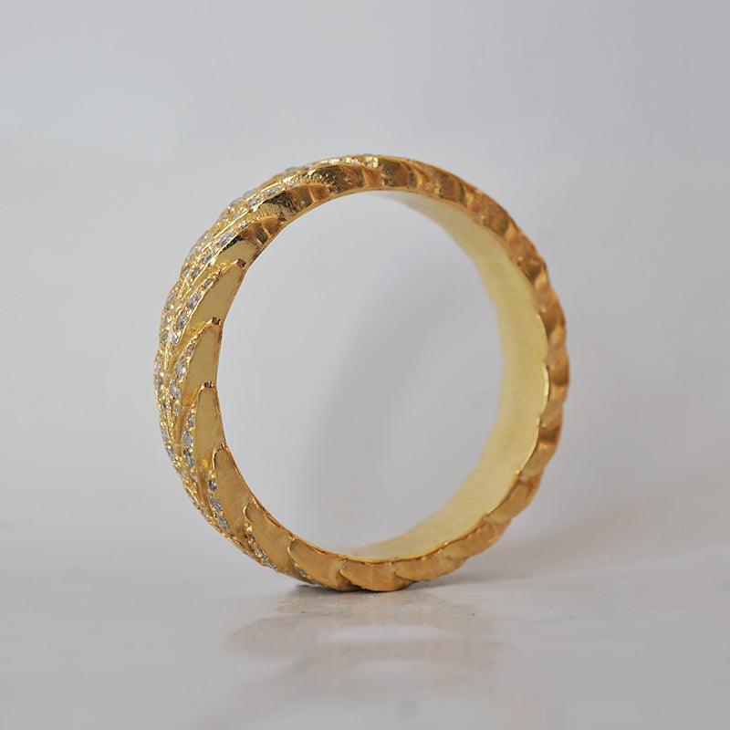 Round Stones Feather Style Men's Wedding Band - farrellouise