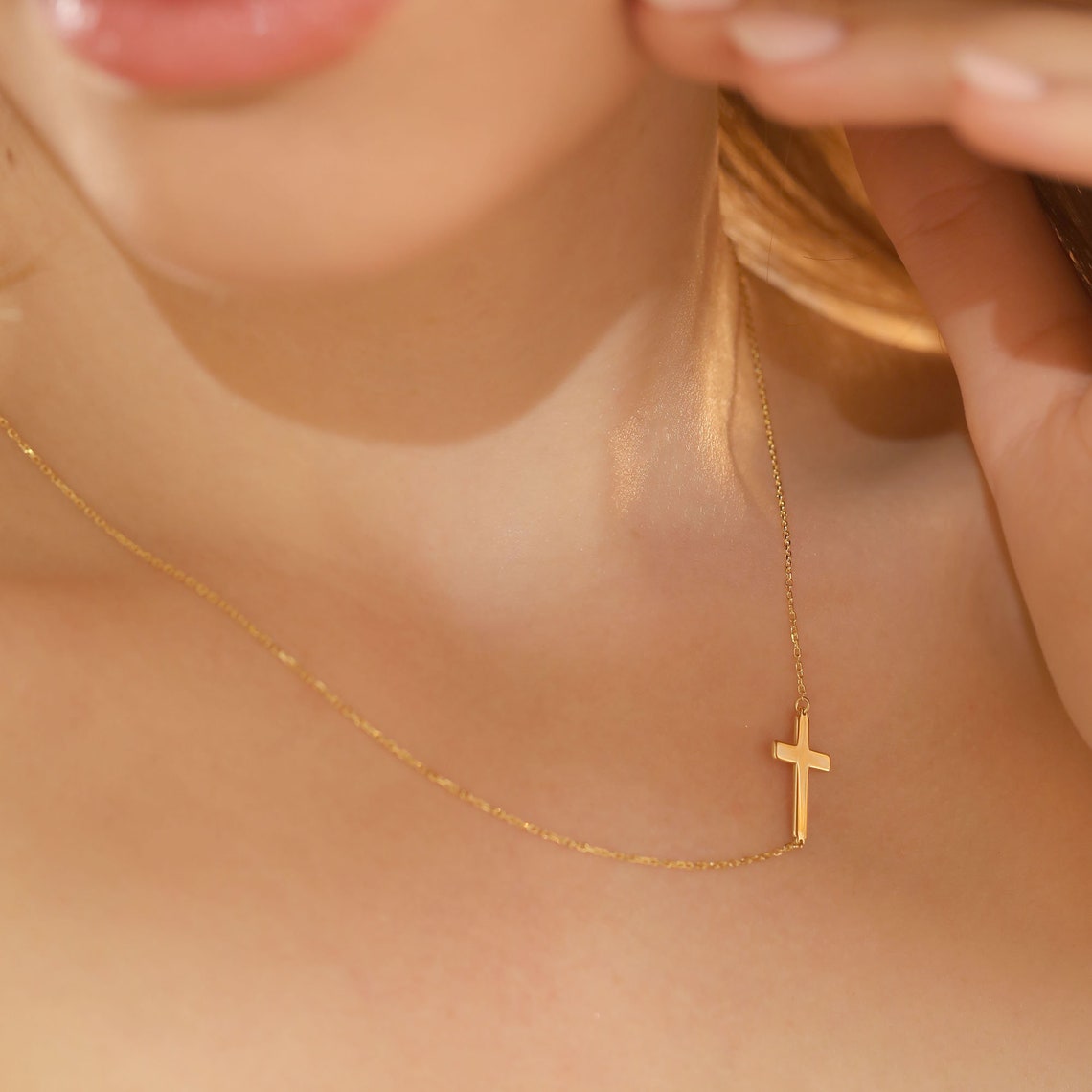 Minimalist Cross Pendant Necklace for Her - farrellouise