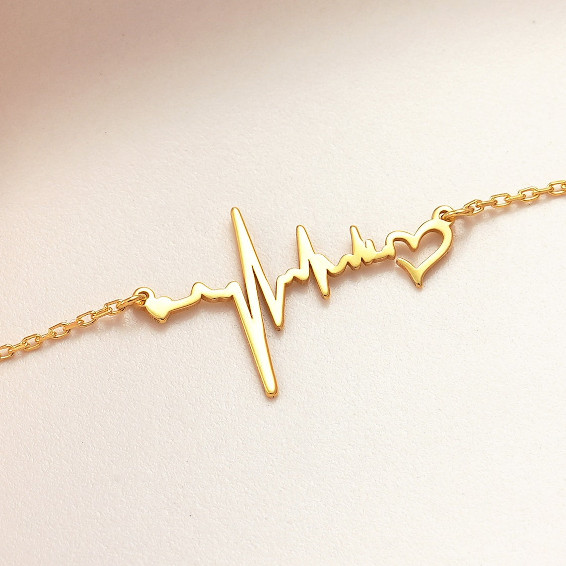 Dainty Heartbeat Necklace for Her - farrellouise