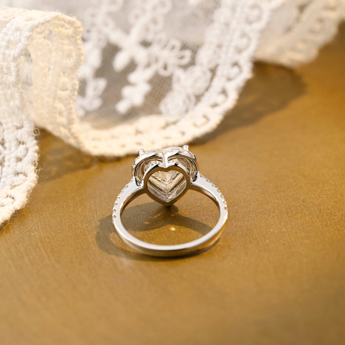 1.0 CT Heart Moissanite Diamond Halo Pave Ring - farrellouise