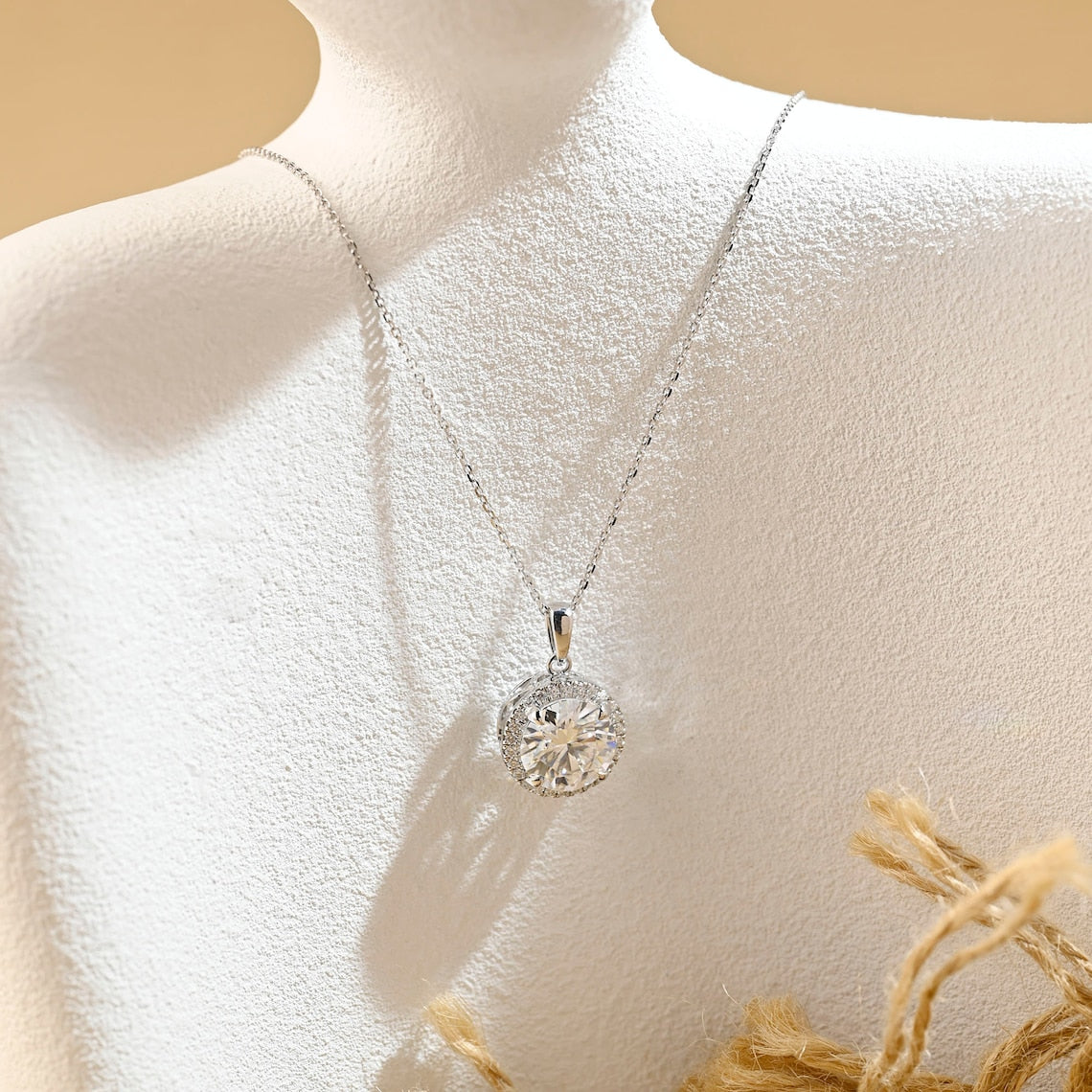 0.50 CT Round Moissanite Diamond Halo Necklace - farrellouise