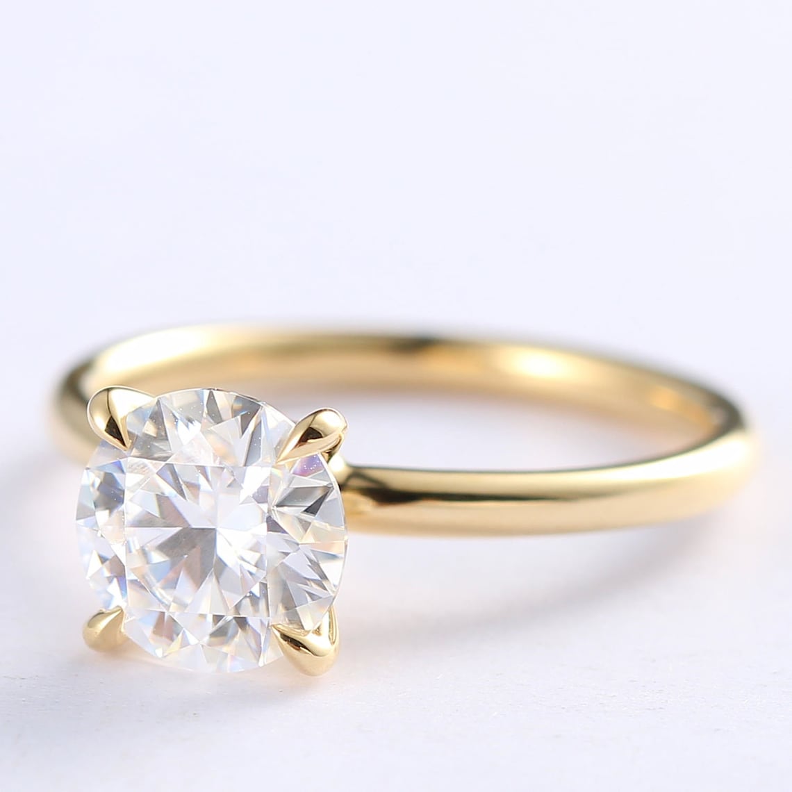 2.0 CT Round Moissanite Solitaire Engagement Ring - farrellouise