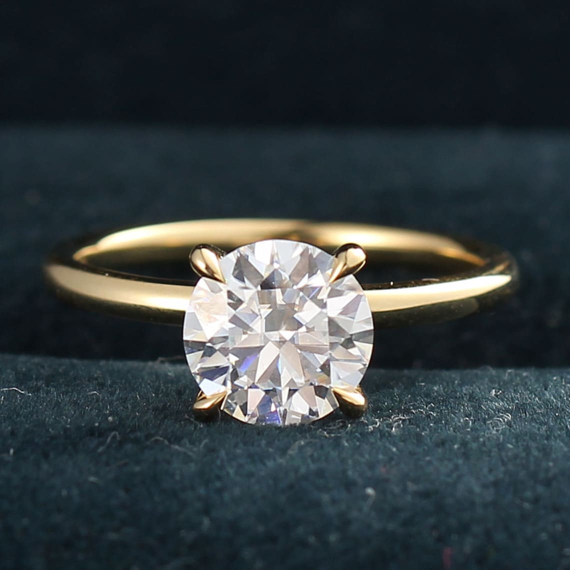 2.0 CT Round Moissanite Solitaire Engagement Ring - farrellouise