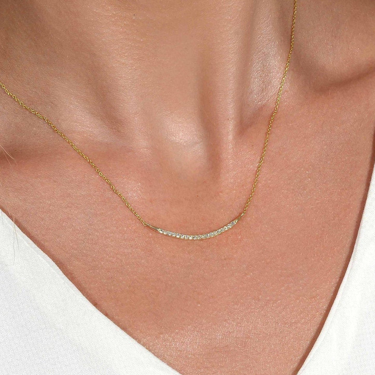 0.18 TCW Round Moissanite Curved Bar Necklace - farrellouise