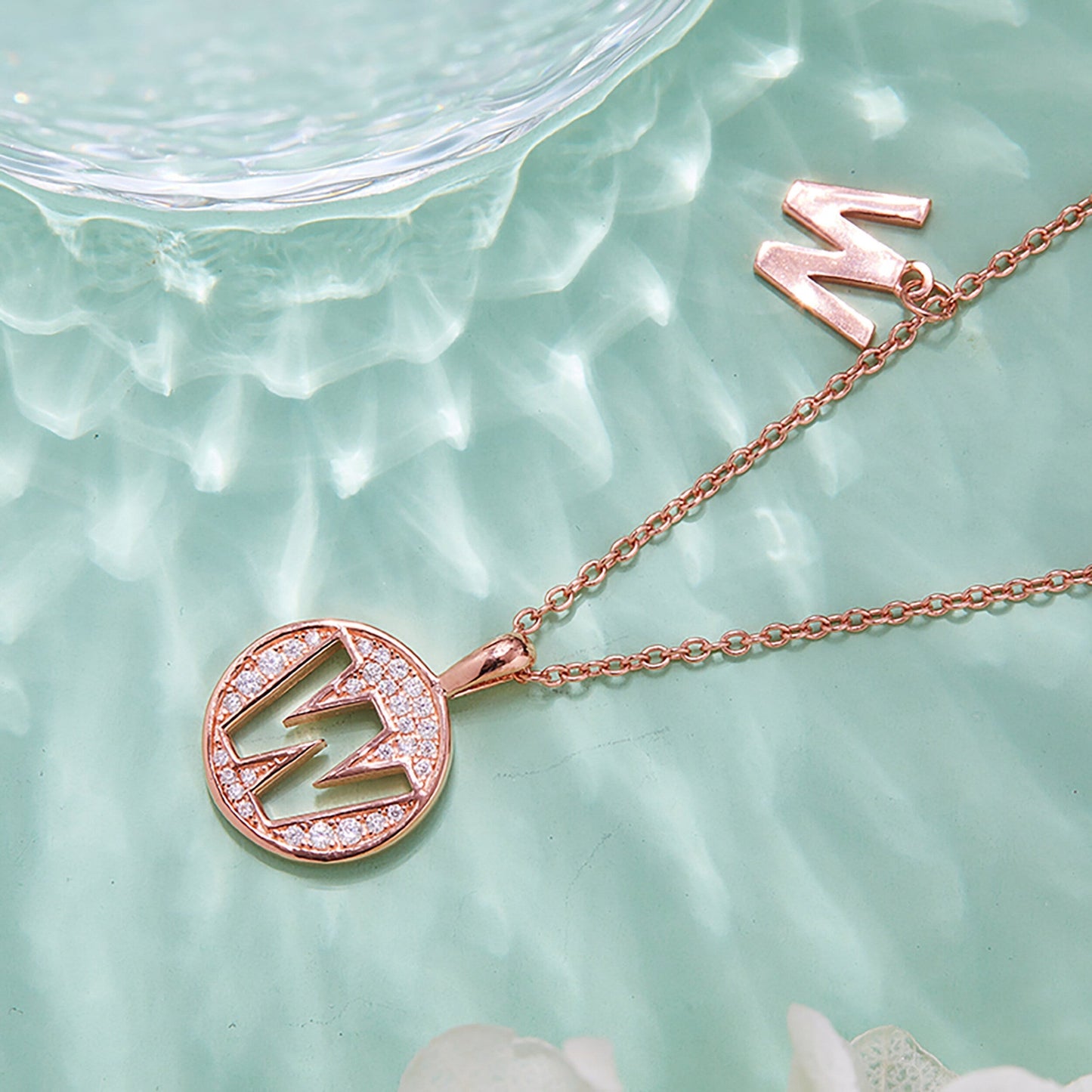 Customized "W" Letter Moissanite Diamond Necklace - farrellouise