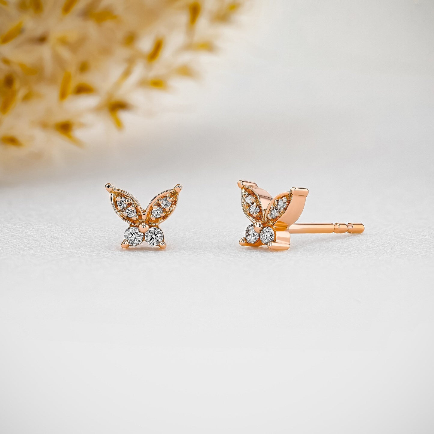 0.80 TCW Round Moissanite Diamond Stud Earrings - farrellouise