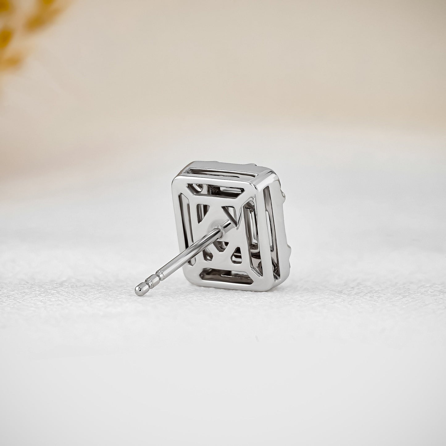 0.99 TCW Baguette & Round Moissanite Diamond Stud Earrings - farrellouise