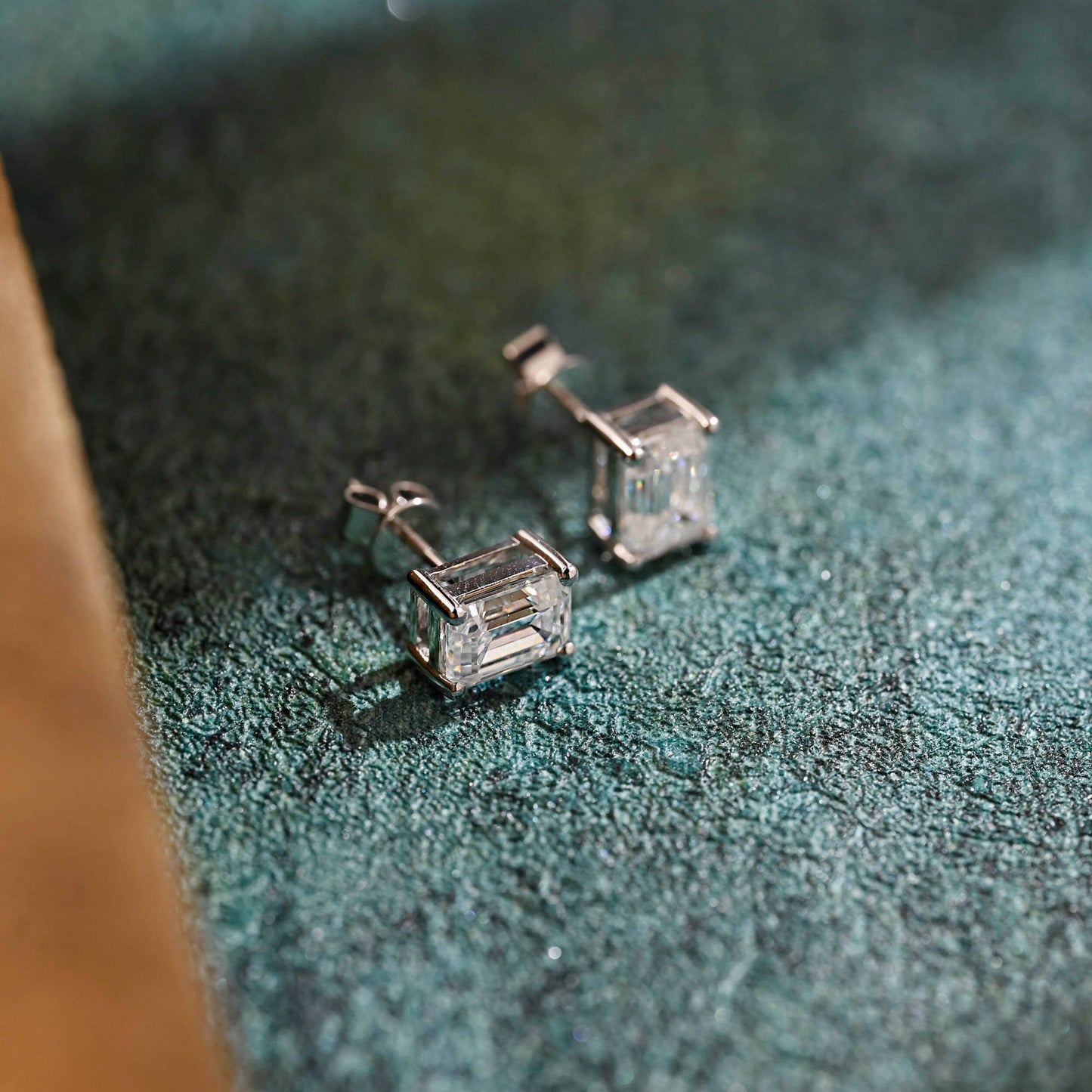 2.0 TCW Emerald Moissanite Diamond Solitaire Stud Earrings - farrellouise